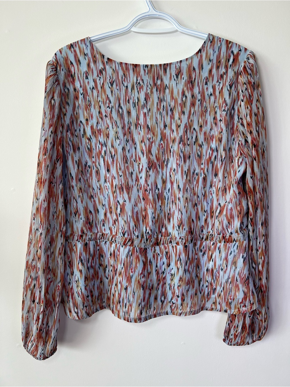 ICHI Women’s Size 40 V-Neck Long-Sleeve Blouse in Rust, Light Blue, Cream - Picture 4 of 4